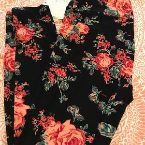 Tc lularoe leggings, nwot.